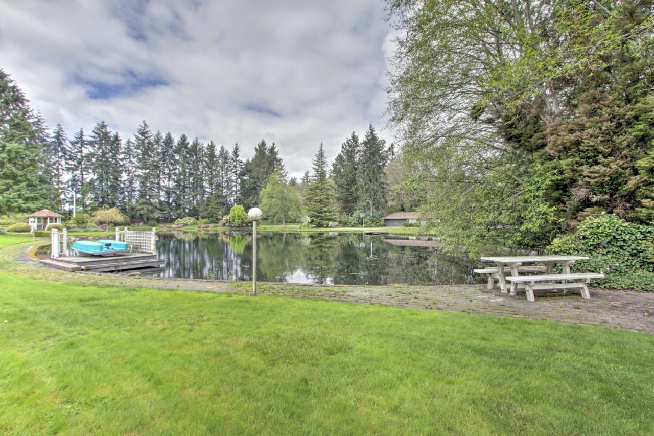 Contemporary Tacoma Cottage With Deck And Pond! Kültér fotó